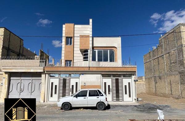 عکس خانه دو طبقه ایرانی