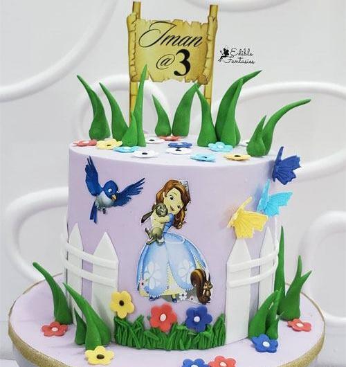 عکس کیک دخترانه سبز
