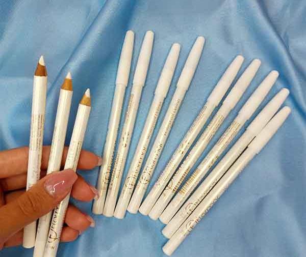 عکس مداد چشم سفید