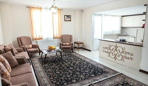 عکس خانه رهبر در تهران
