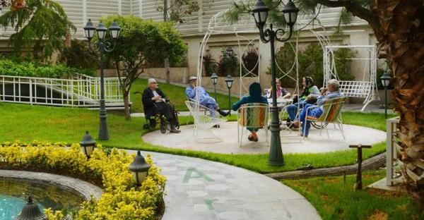 عکس خانه سالمندان رشت