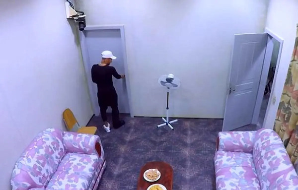 عکس داخل خانه نیمار