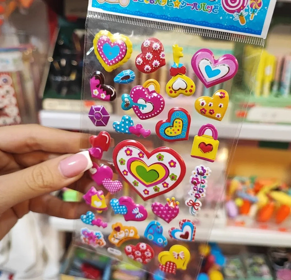 عکس استیکر قلب فانتزی