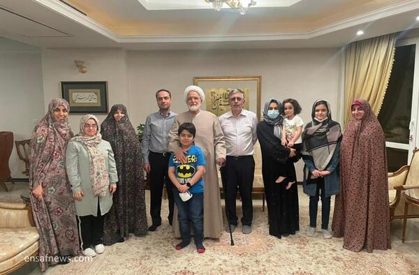 رهبر عکس خانه میرحسین موسوی