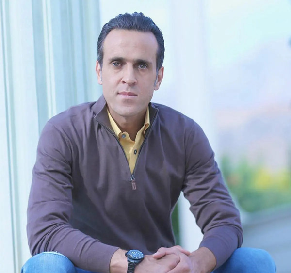 عکس های خانه ی علی کریمی
