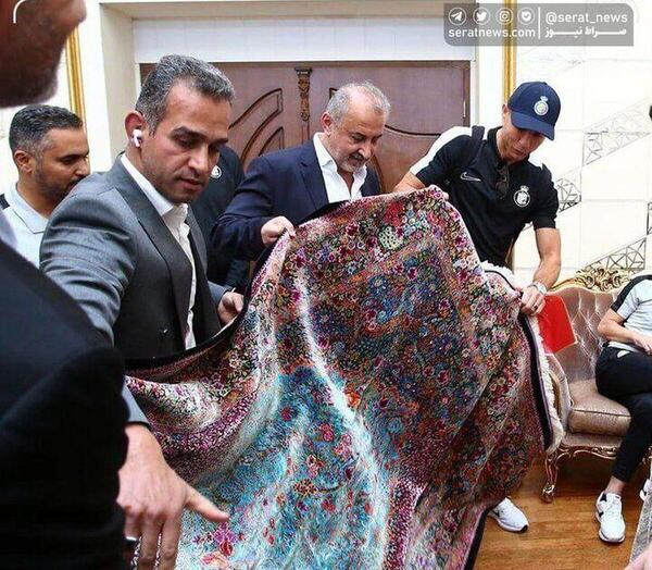 عکس فرش ایرانی در خانه رونالدو