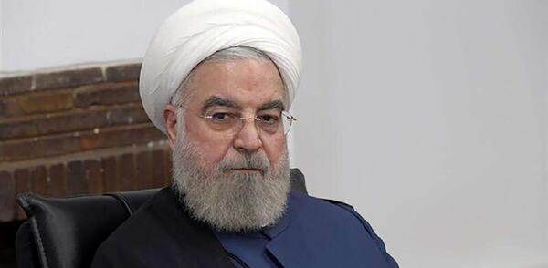 عکس حسن روحانی در خانه اش