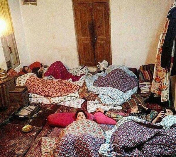 عکس خانه قدیمی برای پروفایل