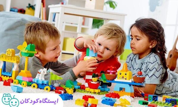 عکس خانه آجری اسباب بازی