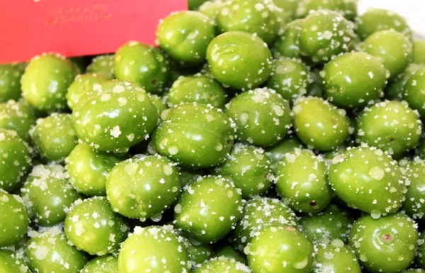 عکس گوجه سبز برای استوری