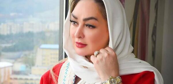 عکس پیری لیلا فروهر بدون ارایش