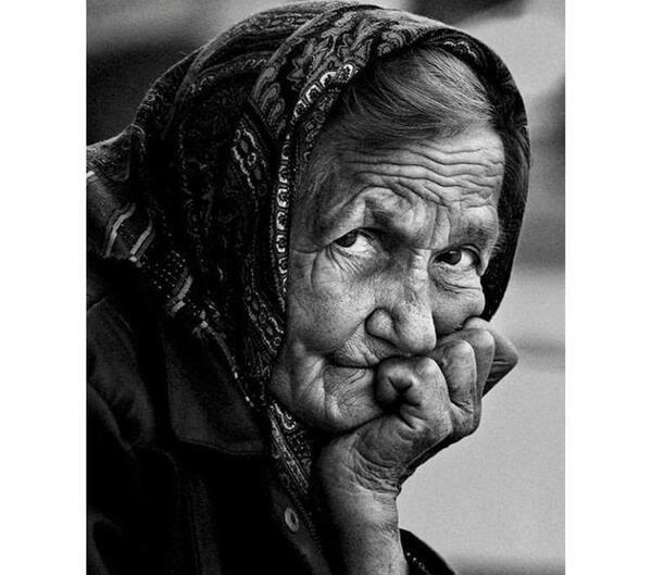 عکس چهره پیرزن برای طراحی