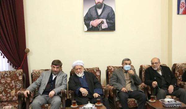 عکس کبودی صورت احمدی نژاد