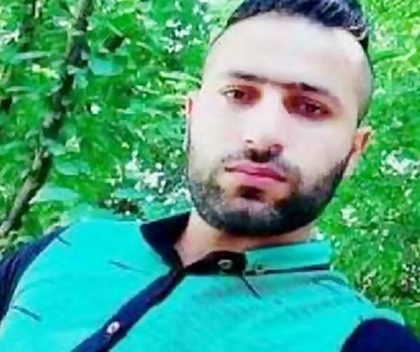 عکس بچگی های وحید مرادی
