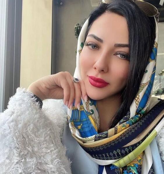 عکس بچگی های لیلا اوتادی