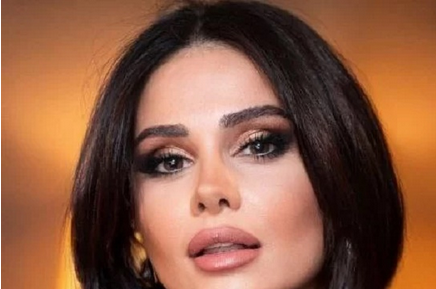 دنيا دنيا عکس بچگی گونل