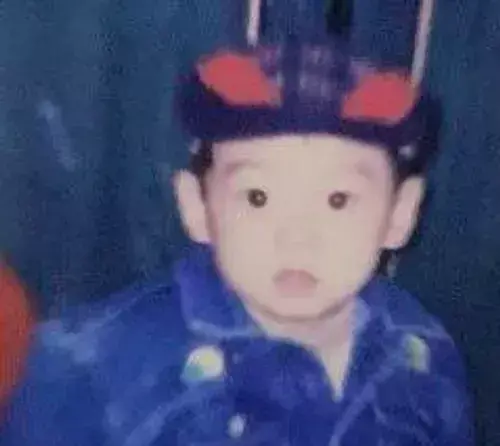عکس بچگی جونگ کوک بی تی اس