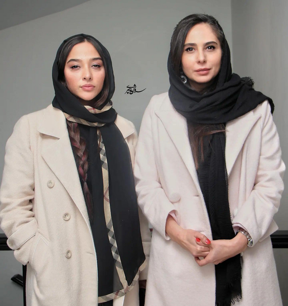 عکس بچگی آناهیتا درگاهی