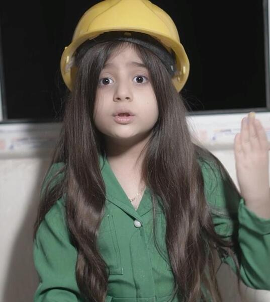 عکس بچگی السا عبداللهی
