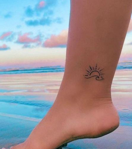 عکس تاتو روی ساق پا