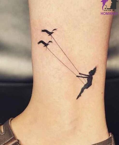 عکس تاتو پرنده کوچک