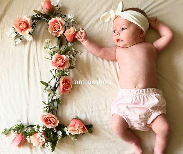 ایده برای عکس یک ماهگی نوزاد دختر