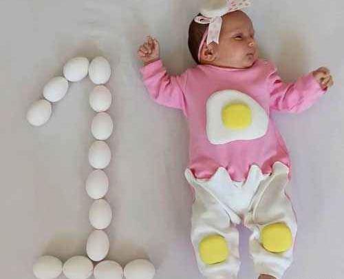 ایده برای عکس یک ماهگی نوزاد دختر