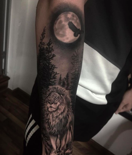 عکس تاتو روی دست مردانه کوچک