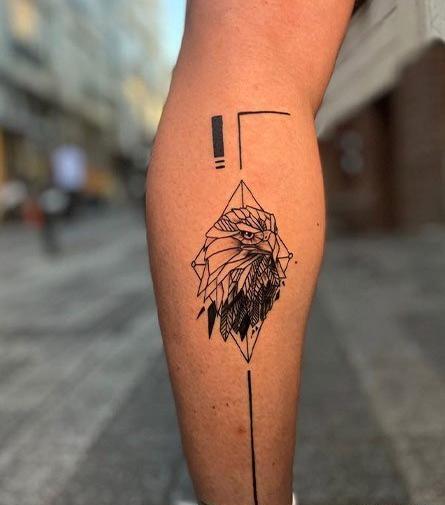 عکس تاتو روی دست مردانه کوچک