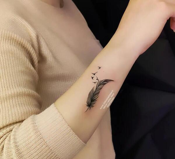 عکس تاتو بدن مینیمال
