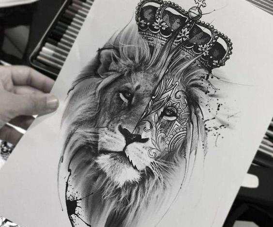 عکس تاتو شیر روی کاغذ