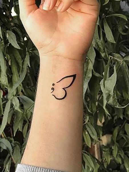عکس تاتو قلب بالدار