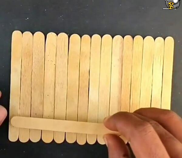 ایده قاب عکس با چوب بستنی