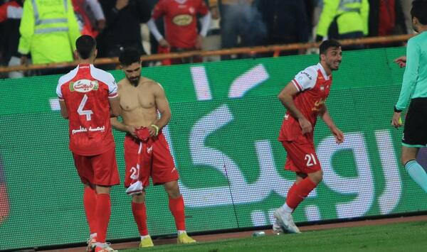 عکس امید عالیشاه برای تصویر زمینه