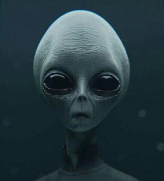 عکس آدم فضایی برای تصویر زمینه