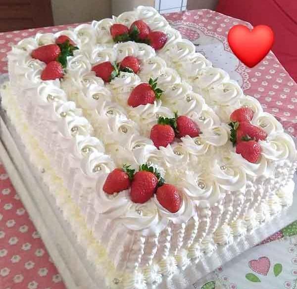 عکس کیک تولد شیک دخترانه مستطیلی