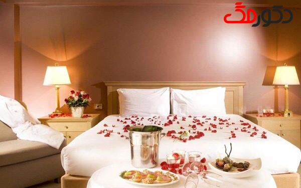 ایده زدن عکس عروسی در اتاق خواب