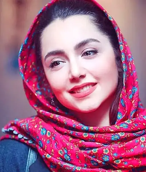 عکس تولد نازنین بیاتی