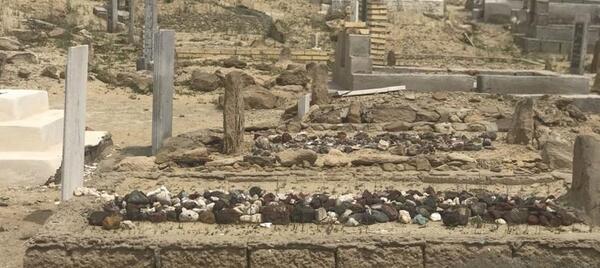 عکس قبرستان جن ها