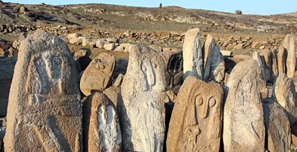 عکس قبرستان جن ها