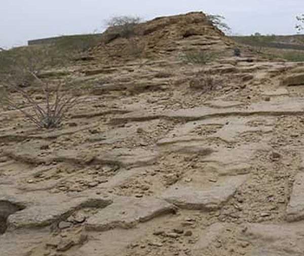 عکس قبرستان جن ها