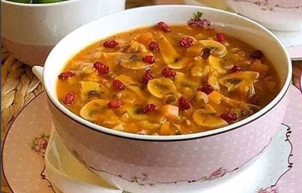 عکس سوپ جو با قارچ