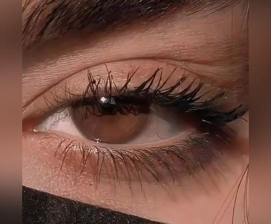 فیک عکس چشم دختر برای پروفایل