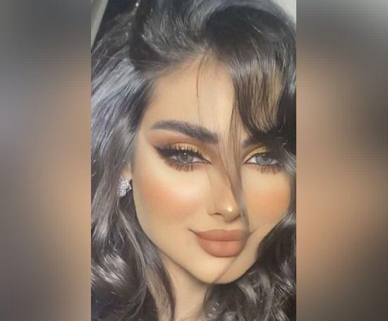 عکس چشم آبی فیک