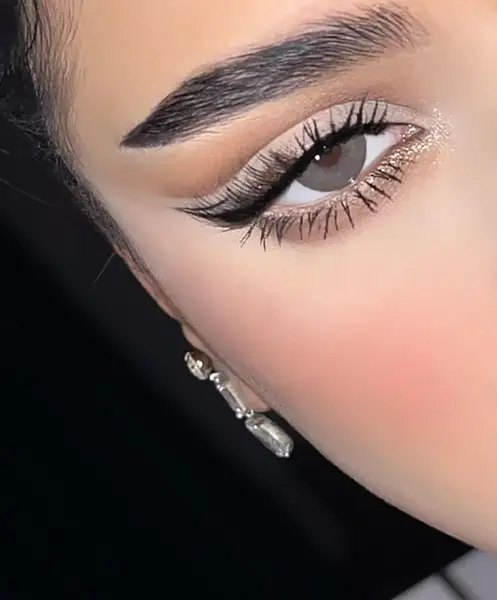 عکس چشم ارایش کرده زیبا