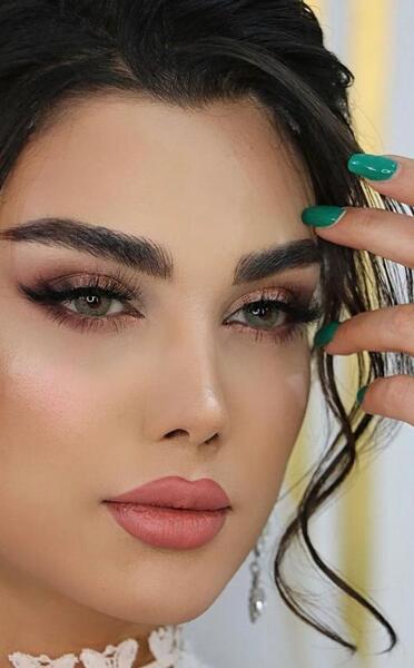 عکس لنز چشم طوسی عسلی