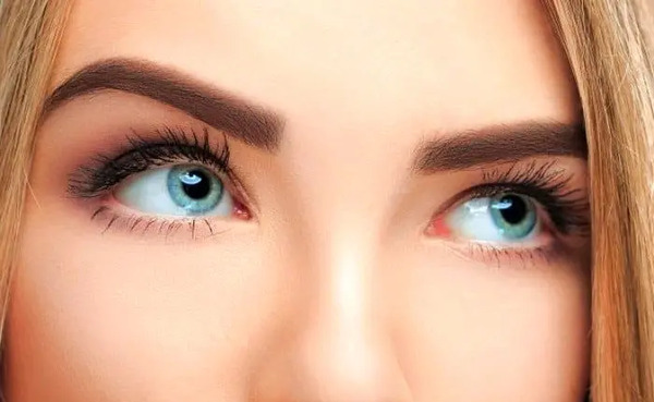 عکس چشم های ریز
