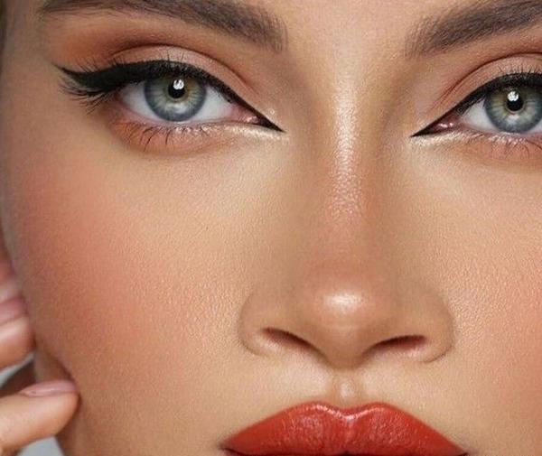 عکس خط چشم روباهی