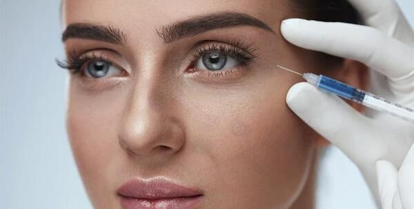 عکس تزریق ژل زیر چشم