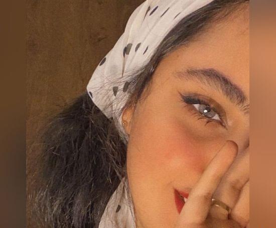 عکس چشم فیک طبیعی دختر